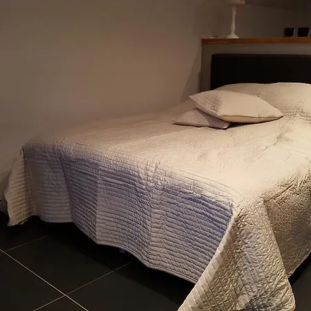 Bed & Breakfast Biolleke